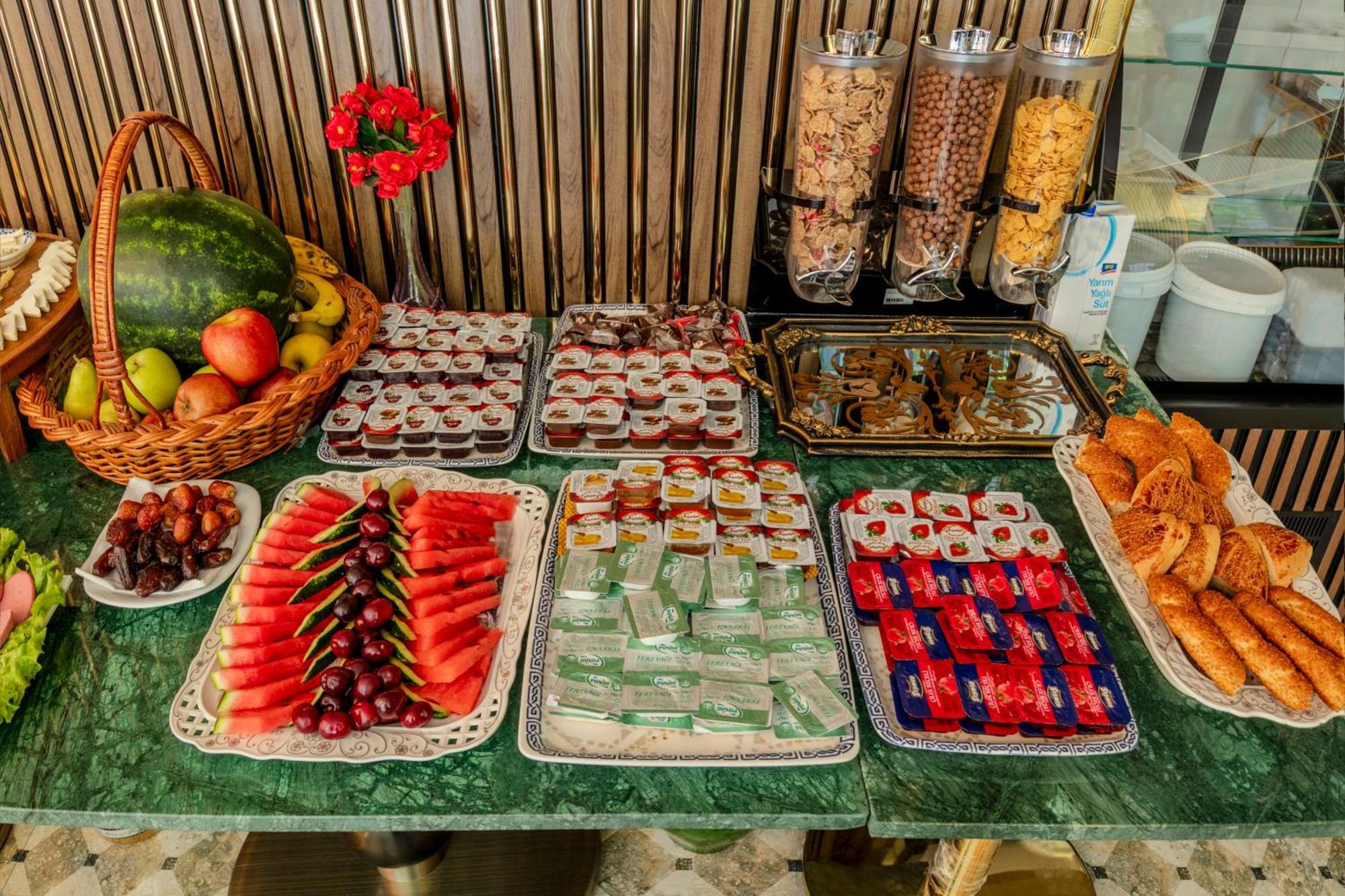Lemis Suite Istanbul Exterior foto